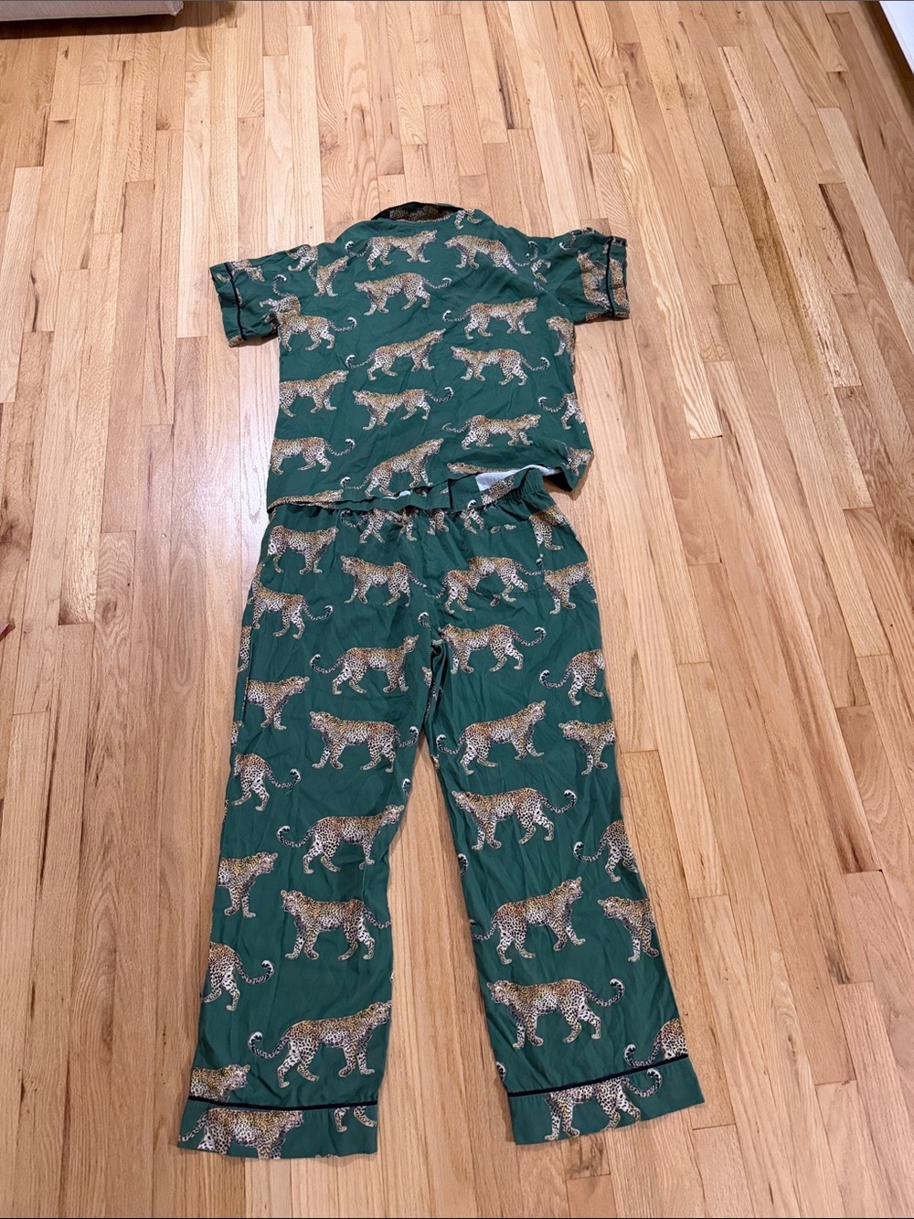 Katie Kime Cheetahs Pants Pajama Set Sz XL - Picture 9 of 9
